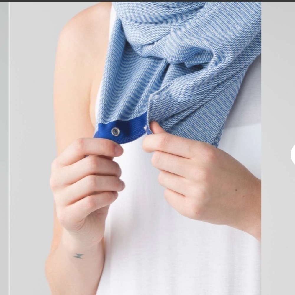 Lululemon Vinyasa Scarf Rulu EUC